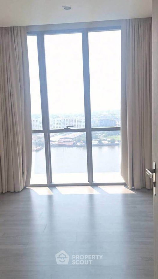 picture 2-BR Condo at 333 Riverside near MRT Bang Pho (ID 2943146) - 3/11