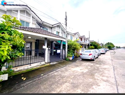 Townhouses for sale Muang Nonthaburi Nonthaburi : 🔥Urgent Sale Townhome at Pruksa Ville 5/1 – Prime Location, Front of Project, Fully Renovated with Built-in Furniture, Ready to Move In