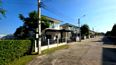 Houses for sale Bangkok : 🔥 Corner Single House for Sale Centro Rama 9 - Motorway near Krungthep Kreetha