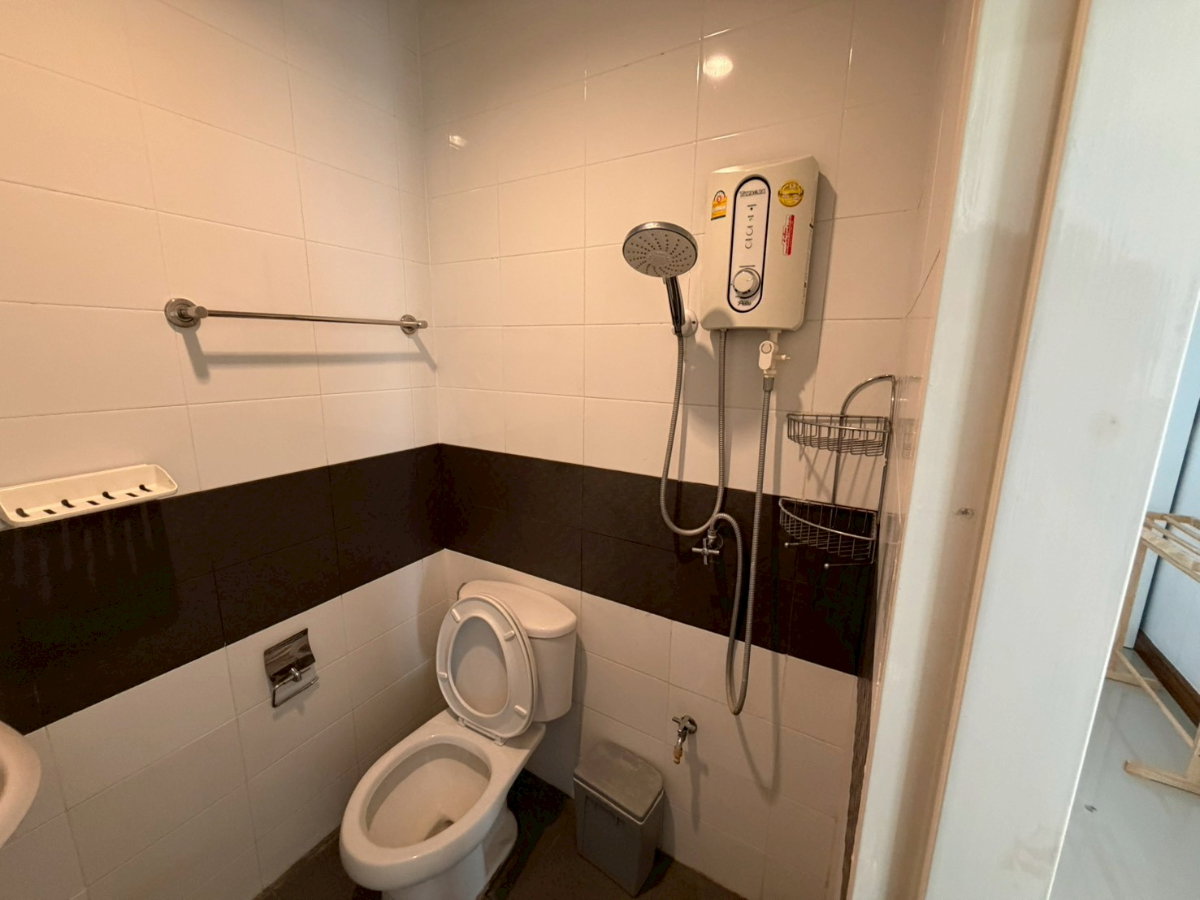 รูป  บ้านในโครงการพร้อมเข้าอยู่    ระบบรักษาความปลอดภัย 24 ชม ใกล้ศูนย์ราชการ ศูนย์การค้า  เซนทรัลเฟส    #C3MG100307 - รูปที่ 13/17