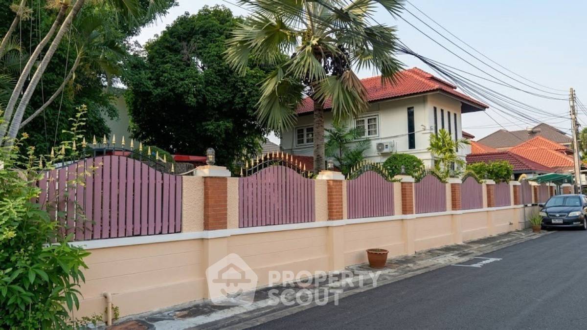 picture 3-BR House close to East Pattaya (ID 2942138) - 9/11