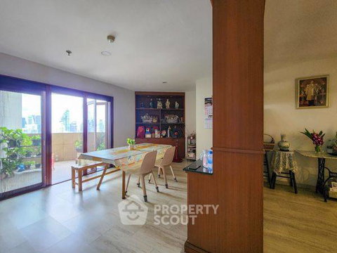 3-BR Condo at Fifty Fifth Tower Thonglor near BTS Thong Lor (ID 2016242)