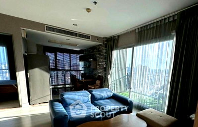 Condos for rent : 2-BR Condo 65 Sqm, 29th Floor at Life Ratchadapisek, 400m to MRT Huai Khwang (ID 2941433)