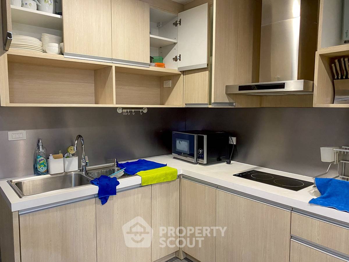 picture 2-BR Condo at Asoke Place near MRT Sukhumvit (ID 2942126) - 11/16
