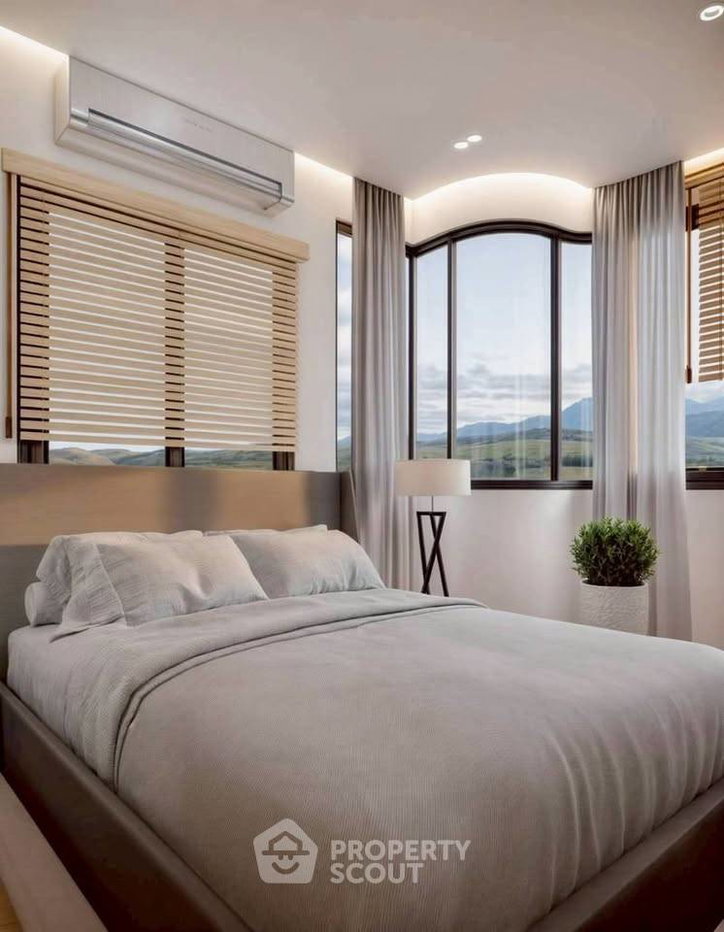 picture 2-BR Condo at Thaweephol Tower in Chang Phueak (ID 2942220) - 2/8
