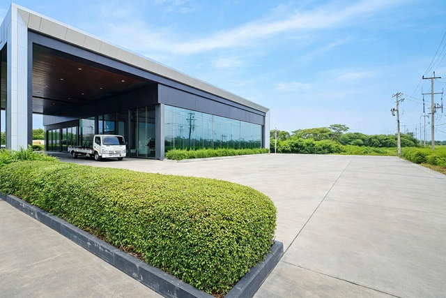 รูป สิงห์บุรี บางมัญ ถ.สายเอเชีย โชว์รูมพร้อมใช้งาน บนพื้นที่ 2 ไร่ หน้ากว้าง 38 เมตร 1,700 ตร.ม. - รูปที่ 1/8