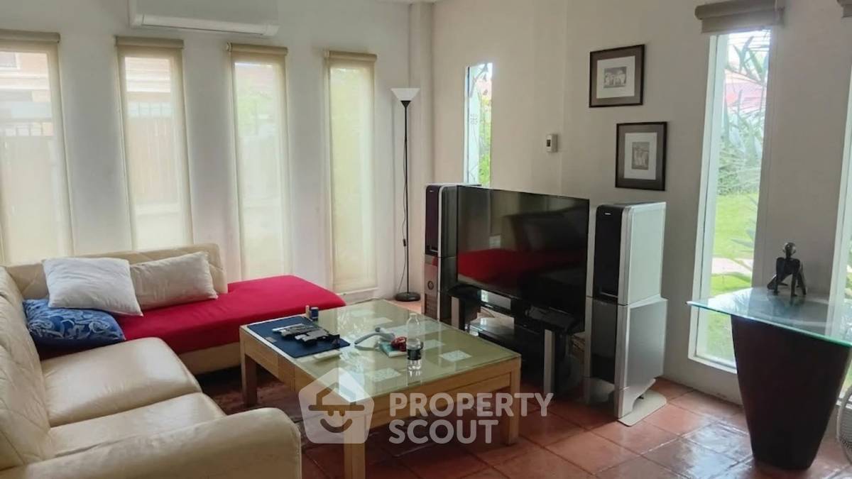 picture 3-BR House close to East Pattaya (ID 2942138) - 7/11