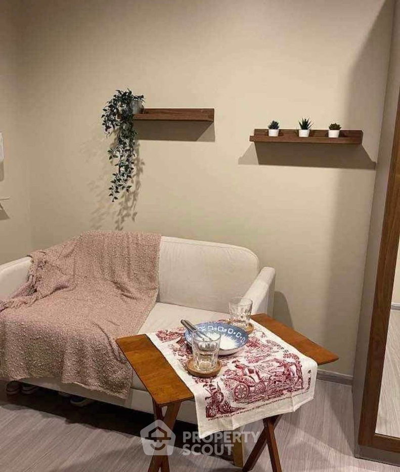 picture Studio Condo at Life Asoke Hype near ARL Makkasan (ID 2940319) - 4/11