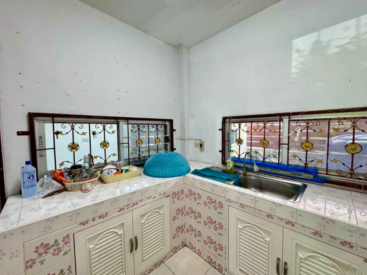 รูป ขายบ้านเดี่ยว 4 ห้องนอน 4 จอดรถ ที่ดิน 81.4 ตร.ว. แปลงริม หมู่บ้านออคิดวิลล่า บางนา-ตราด กม.23 หน้าบ้านทิศเหนือ - รูปที่ 21/30