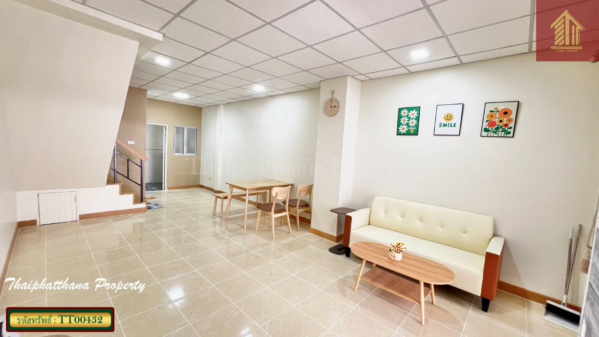 รูป หมู่บ้านชายคลอง เทพารักษ์ กม.25 ซอยคิงคอง ทาวน์เฮ้าส์รีโนเวทใหม่ ตกแต่งพร้อมอยู่ - รูปที่ 5/12