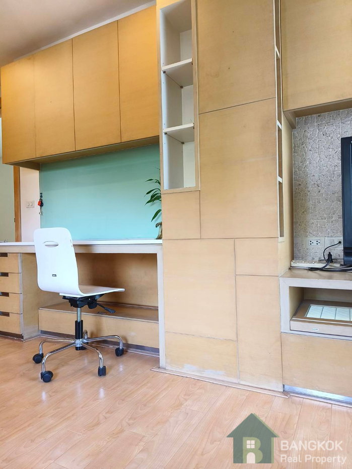 picture Spacious 2-Bedroom Condo for Rent at Villa Rachakhru - 5/9