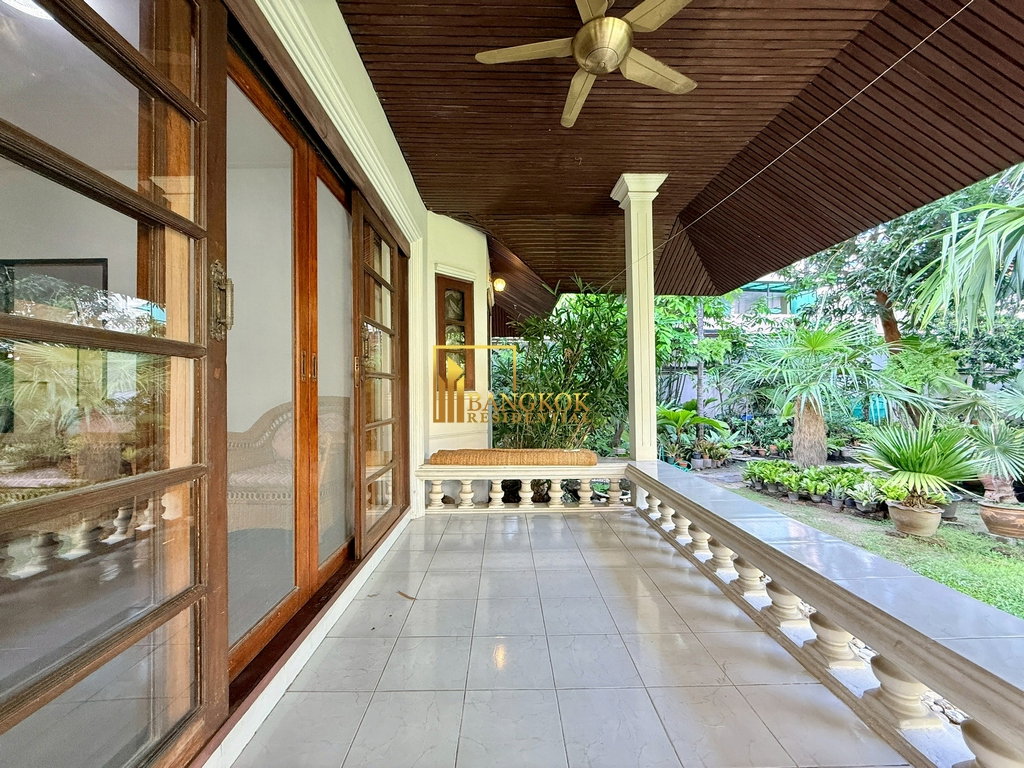 รูป Affordable 2 Bedroom House For Rent in Ekkamai Area - BR28339SH - รูปที่ 4/31