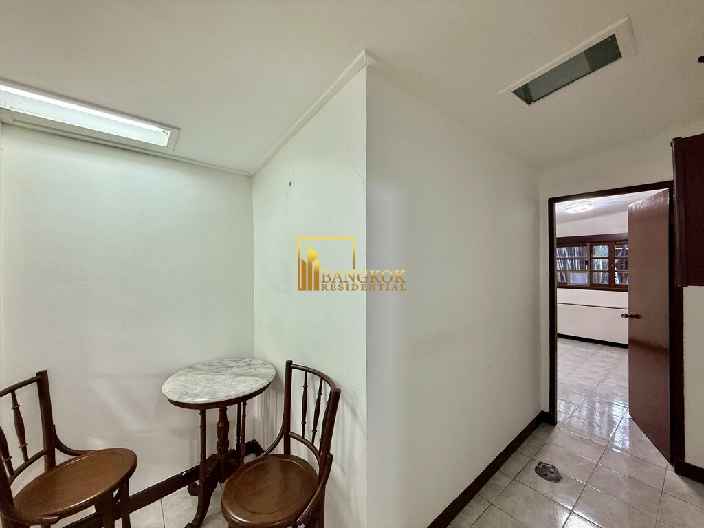 รูป Affordable 2 Bedroom House For Rent in Ekkamai Area - BR28339SH - รูปที่ 10/31