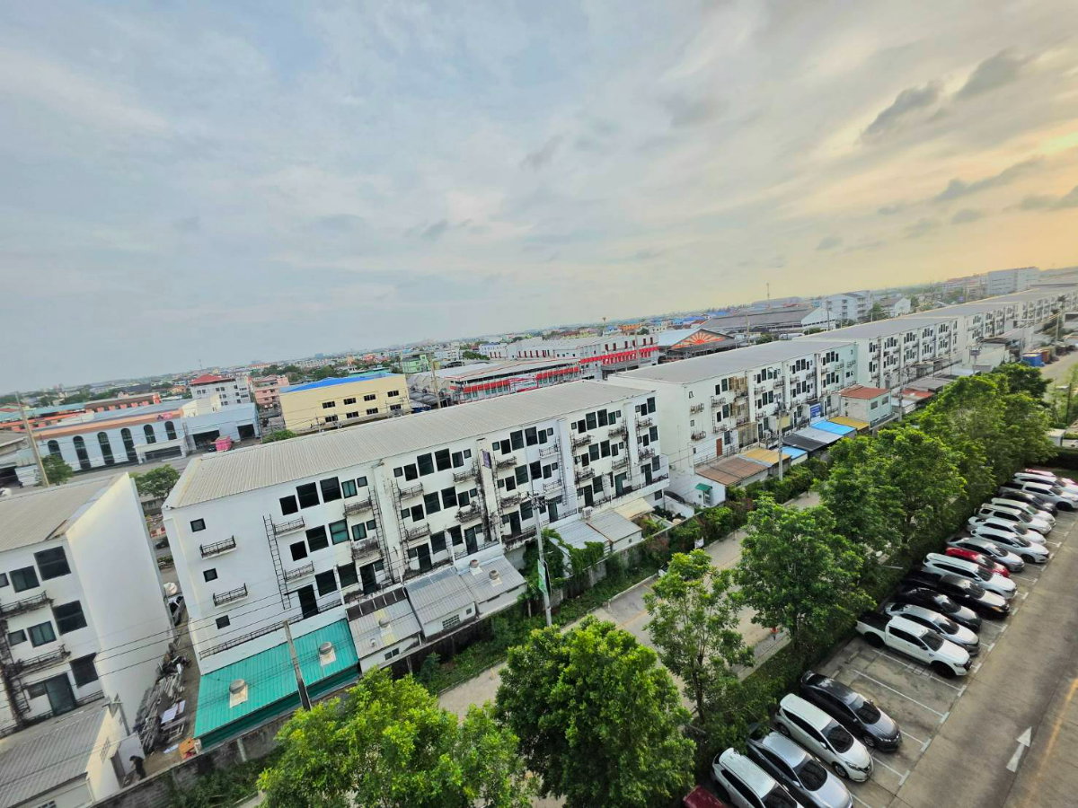 รูป ห้องน่ารักๆ สดใส สไตล์คนชอบของคิ้วท์ๆ มาเพิ่มแล้วค่ะ ขาย V condo ลาดกระบัง เฟส B ห้องสวย พร้อมหิ้วกระเป๋าเข้าอยู่ - รูปที่ 28/35