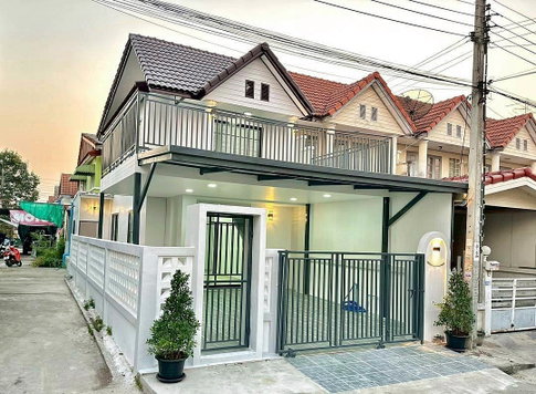 บ้านสวย หลังมุม มีระเบียงหน้าบ้าน #หมู่บ้านบัวทอง 4 ถนนบ้านกล้วย – ไทรน้อย บางบัวทอง รีโนเวทใหม่ ใกล้เซ็นทรัล เวสเกต