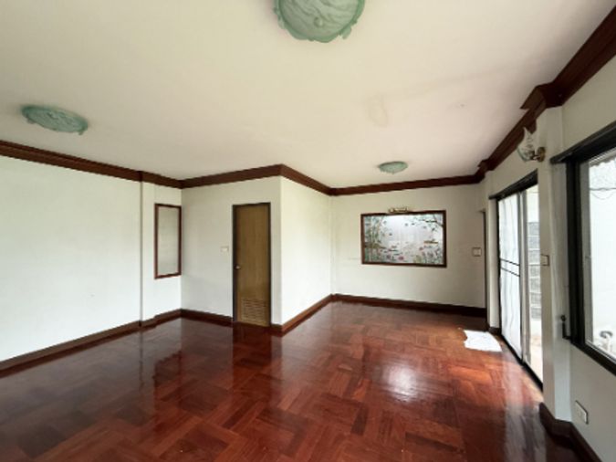 ขายบ้านเดี่ยว 5 ห้องนอน 123 ตร.ม. 84 ตร.ว. เขตบางซื่อ