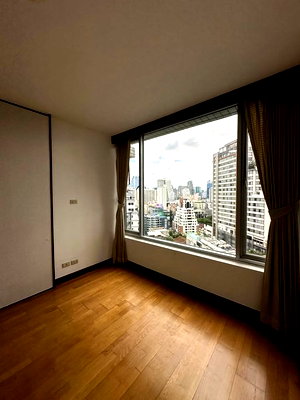 ขายคอนโด : A034170 All Seasons Mansion
