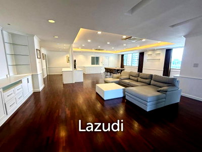 คอนโดให้เช่า : 236 sqm 3 Bed Condo on High Floor in Khlong Tan Nuea Bangkok