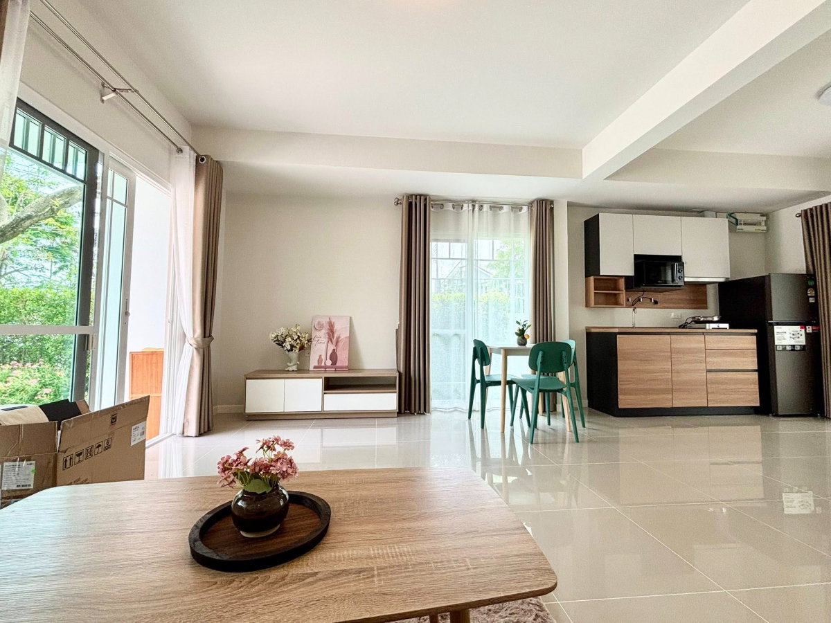 รูป 🔥✨ บ้านใหม่แกะกล่อง! ให้เช่า Townhome หลังมุม “Villaggio Sansai Chiang Mai” โครงการหรูจาก Land & Houses  - รูปที่ 2/15