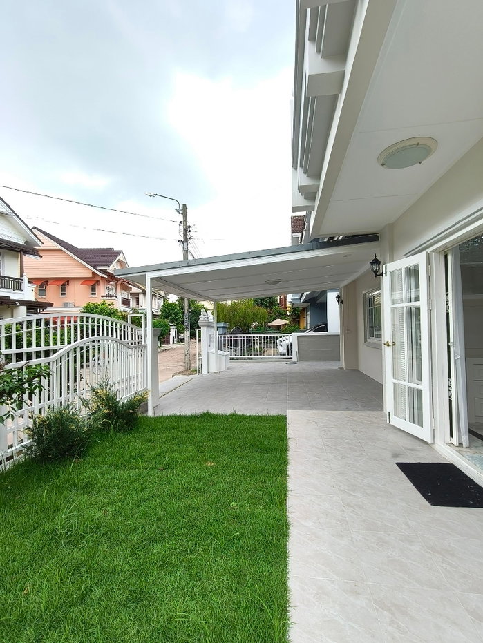 รูป บ้านเดี่ยวรามคำแหง หมู่บ้านพาร์คเวย์ชาเล่ต์ นัดชมบ้าน 085-318-6868 คุณวานัดชมบ้าน 085-318-6868 คุณวา - รูปที่ 8/39