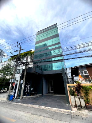 เช่าบ้านเดี่ยว กรุงเทพมหานคร : Code: 26KJ2677  ให้เช่าบ้าน 5-story house, Thonglor 23🔥🔥 จองเดือนนี้รับส่วนลด1,000บาท 🔥🔥 @kjcondo (มี@ข้างหน้าด้วยนะคะ)