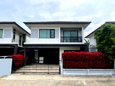 เช่าบ้านแฝด รพ.รวมชัยประชารักษ์ : ให้เช่า บ้านเดี่ยว บริทาเนีย บางนา สุวรรณภูมิ กม.26 4 ห้องนอน 3 ห้องน้ำ 145 ตร.ม 28,000 คุณบี โทร 064-146-6445 (282AGBE)