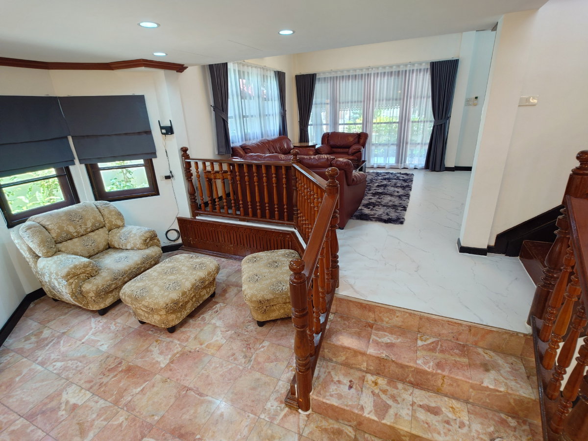 รูป 🔥🏡 บ้านเดี่ยวหลังใหญ่ ทำเลมหิดล ใกล้เมือง! 3 นอน 4 น้ำ มีห้องนอนชั้นล่าง + จอดรถ 3 คัน พร้อมอยู่สุดคุ้ม 💖✨ - รูปที่ 11/37