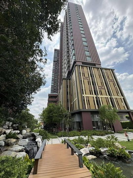 A033849 Lumpini Place Ratchada - Sathu