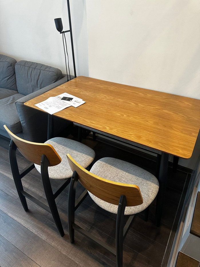 picture Condo for RENT : Knightsbridge Space Rama 9  𝐒𝐢𝐳𝐞 : 50 sqm.  𝐓𝐲𝐩𝐞 : Duo space 2 Bed 1 Bath / City View  𝐅𝐥𝐨𝐨𝐫 : 10th - 7/9