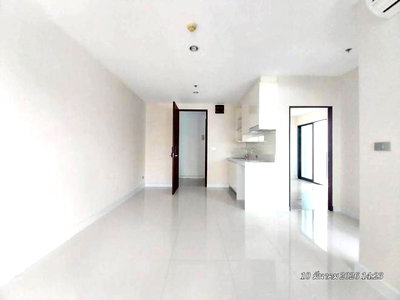 Condos for sale : CONDO 51.48 Sq.m. Bang Na Bangkok for 4.6M