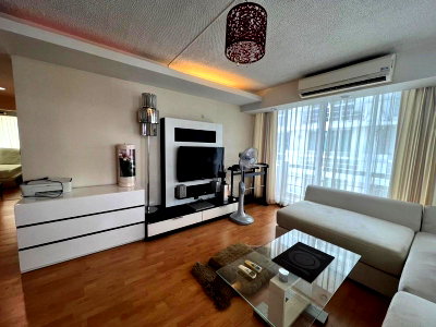 ขายคอนโด : A033742 The Waterford Condominium