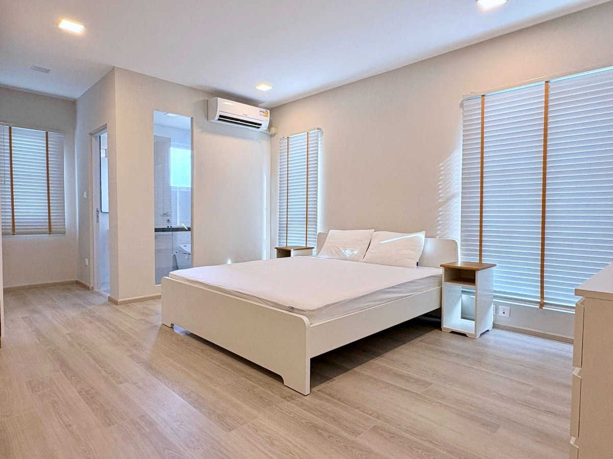 รูป 🏡 HM225 | ให้เช่าบ้านแฝด Anya บางนา-รามคำแหง 2 วิวสวน แต่งครบ ใกล้เมกาบางนา (รับสัตว์เลี้ยง 🐶🐱) - รูปที่ 10/15