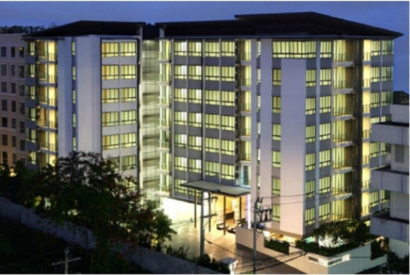 picture A033803 Issara @ 42 Sukhumvit - 1/8