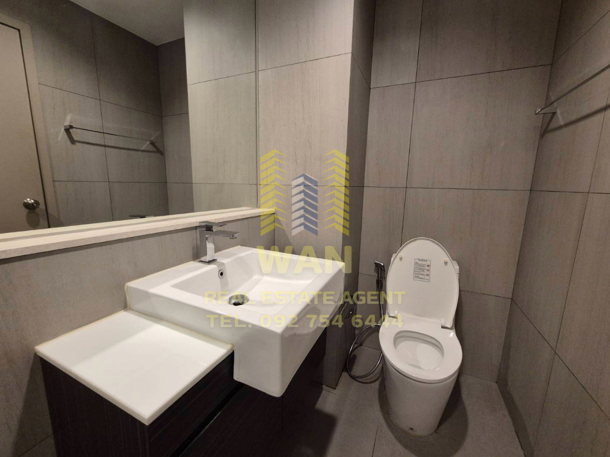 picture politan rive riverside condo for rent - 8/11
