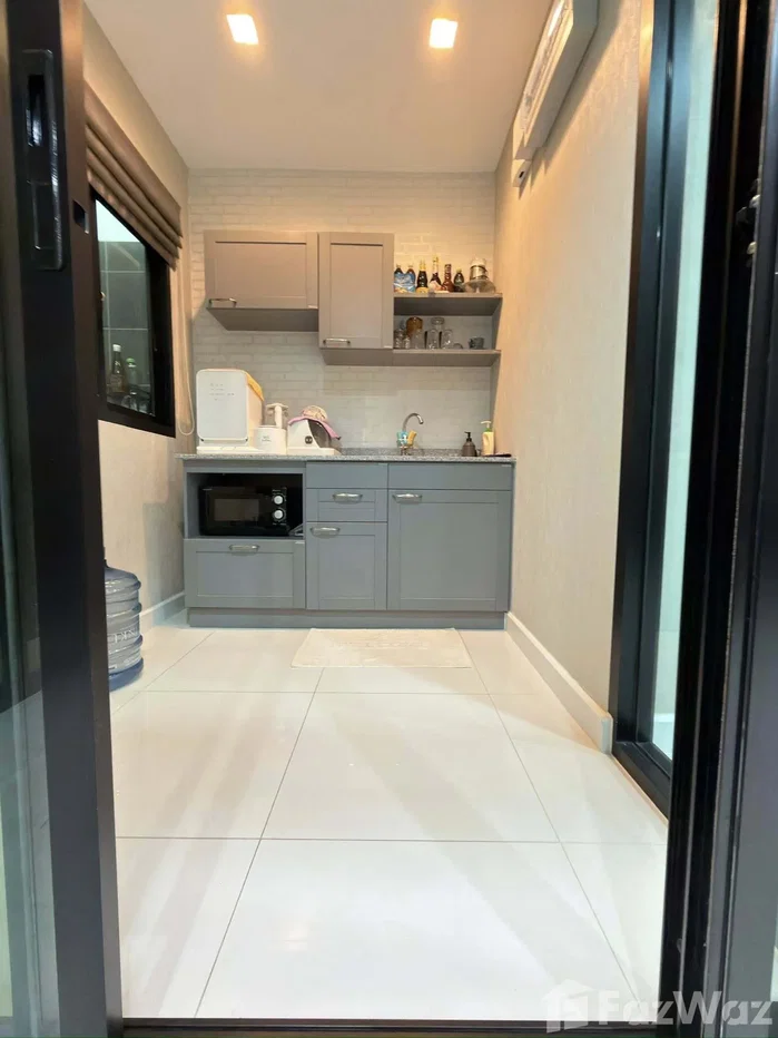 รูป บ้านเดี่ยวให้เช่า 3 ห้องนอน ในโครงการ โชคชัย 4 ซอย 30 6400765 - รูปที่ 9/13