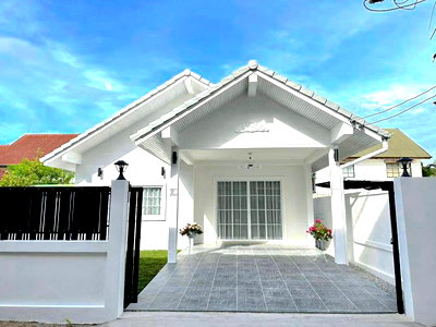 Houses for sale Bang Lamung Chonburi : Single House for Sale in Toongklom-Talman East Pattaya