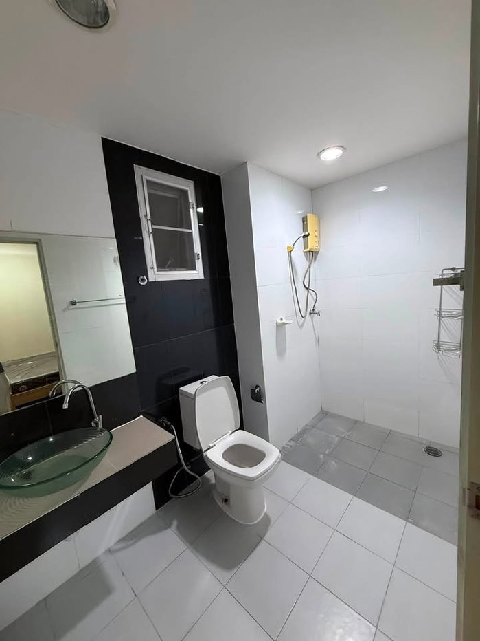 รูป ละติจูด คอนโด (Latitude Condo) บางนา-เอแบค 60.52 ตร.ม. 60.52 ตร.ม. ตึก 2 ชั้น 3 2 ห้องนอน | 2 ห้องน้ำ | 1 ห้องนั่งเล่น - รูปที่ 8/13