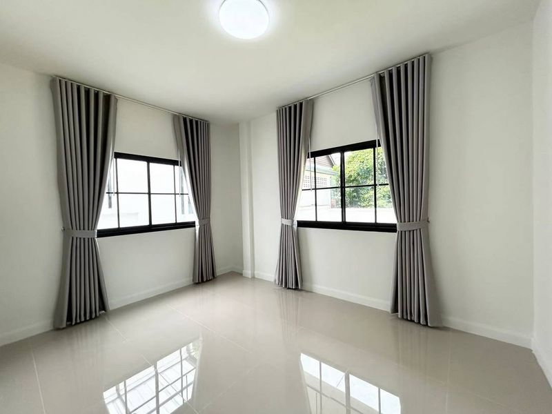 picture Single house in Laddarom Sriracha project, quiet and conveniently located. - 5/16