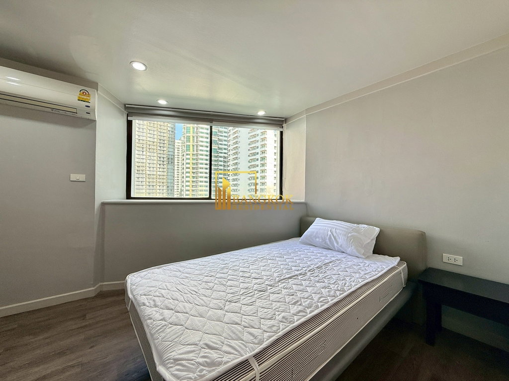 picture President Park | Spacious 3 Bedroom Condo in Sukhumvit 24 - BR12697CD - 19/41
