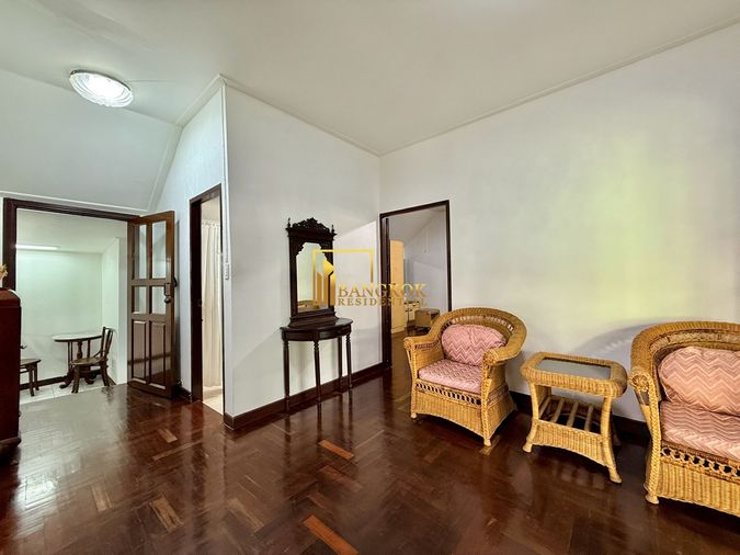 2-bed house for rent, 170 sqm, 1 sq wah, Khlong Toei
