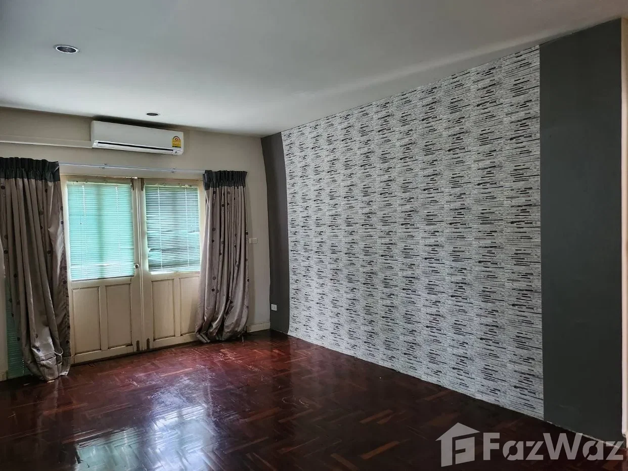 picture 3Bedrooms House For sale 5616973 - 12/15
