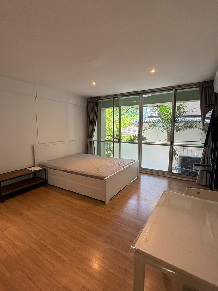 รูป 🐈 Cat Friendly BTS ทองหล่อ พร้อมอยู่ 16000/m.📢 Line id : @085pucam 🎯 YKP Rental Condo - รูปที่ 5/10