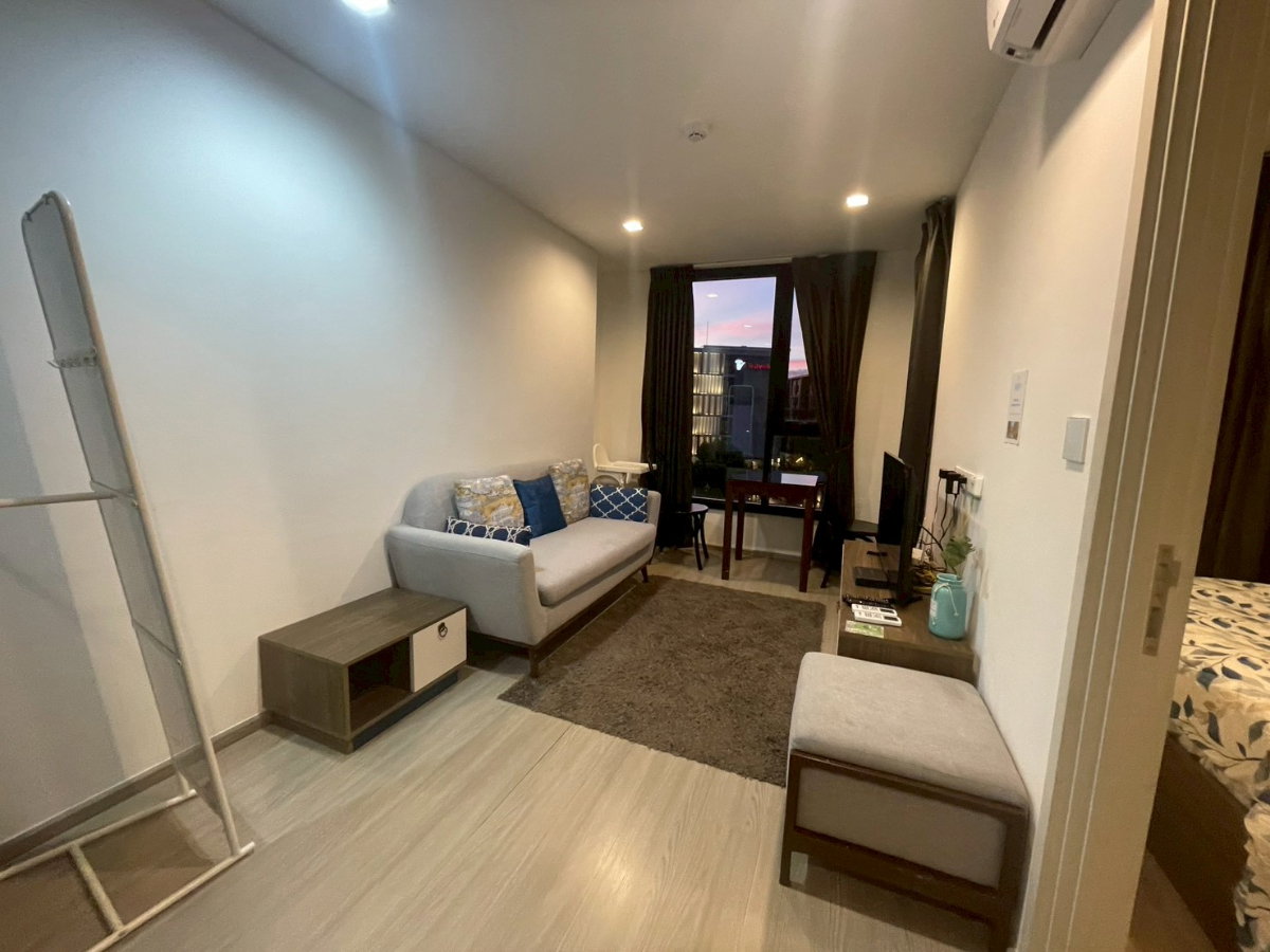 picture The Base Central Apartment for Rent | Short-Term Stay Available - 4/32