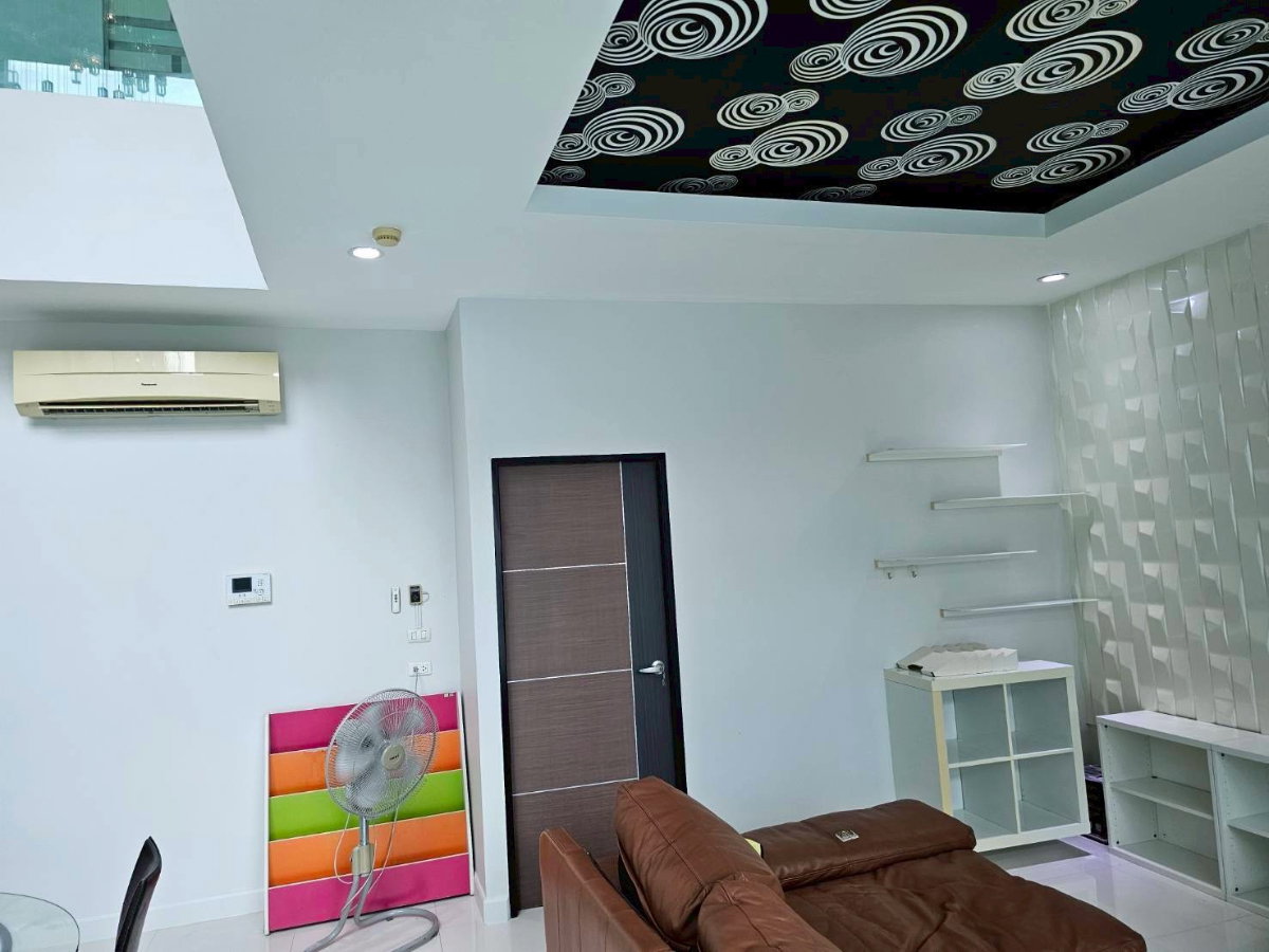 picture Condo for rent, Paradiso Building A, beachfront. Spacious and comfortable room with complete functions, ready to move in. - 11/19