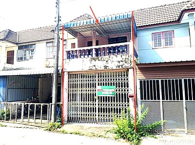 ขายทาวน์โฮม : ทาวน์เฮ้าส์ 16 ตร.วา กบินทร์บุรี ปราจีนบุรี 900,000