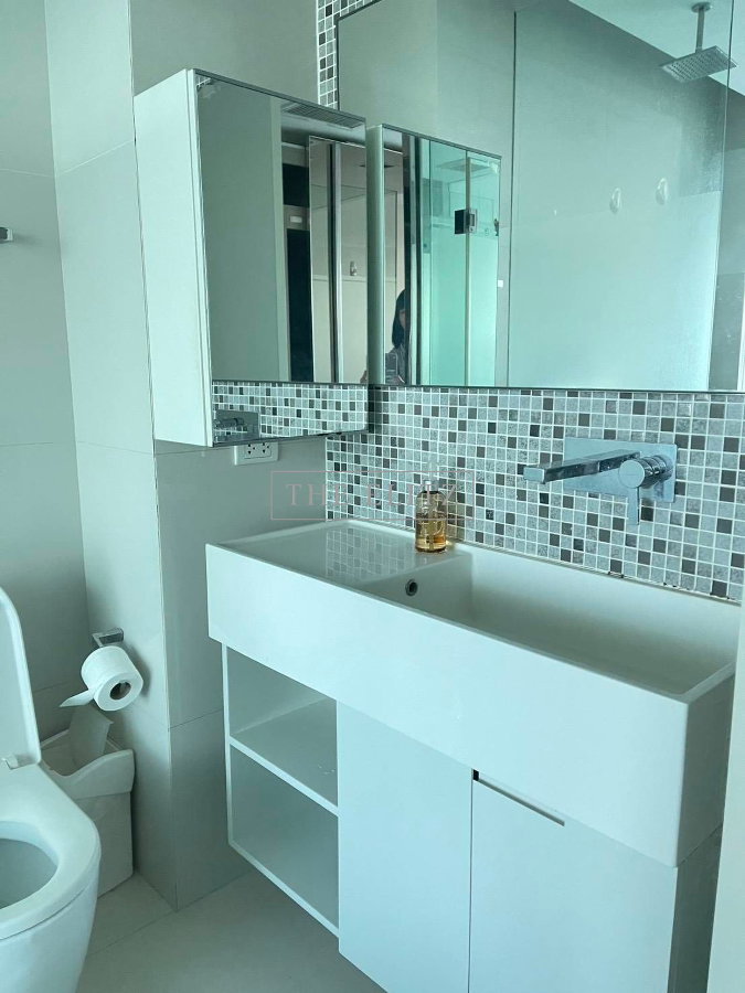 รูป The Room Sukhumvit 21 ใกล้ มศว. แค่ฝั่งตรงข้าม ห้องใหญ่กว่าใคร ต้องที่นี่เลย - รูปที่ 8/30