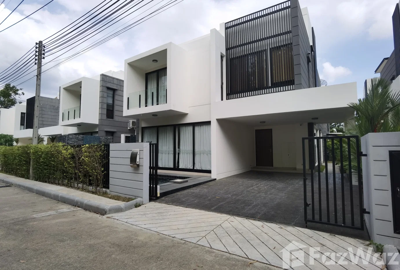 picture 5 Bedroom Villa for sale at Laguna Park  6401730 - 1/33