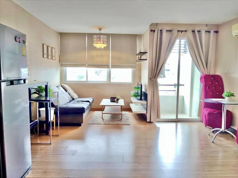 picture A033731 J.W. Boulevard Srivara - 1/6
