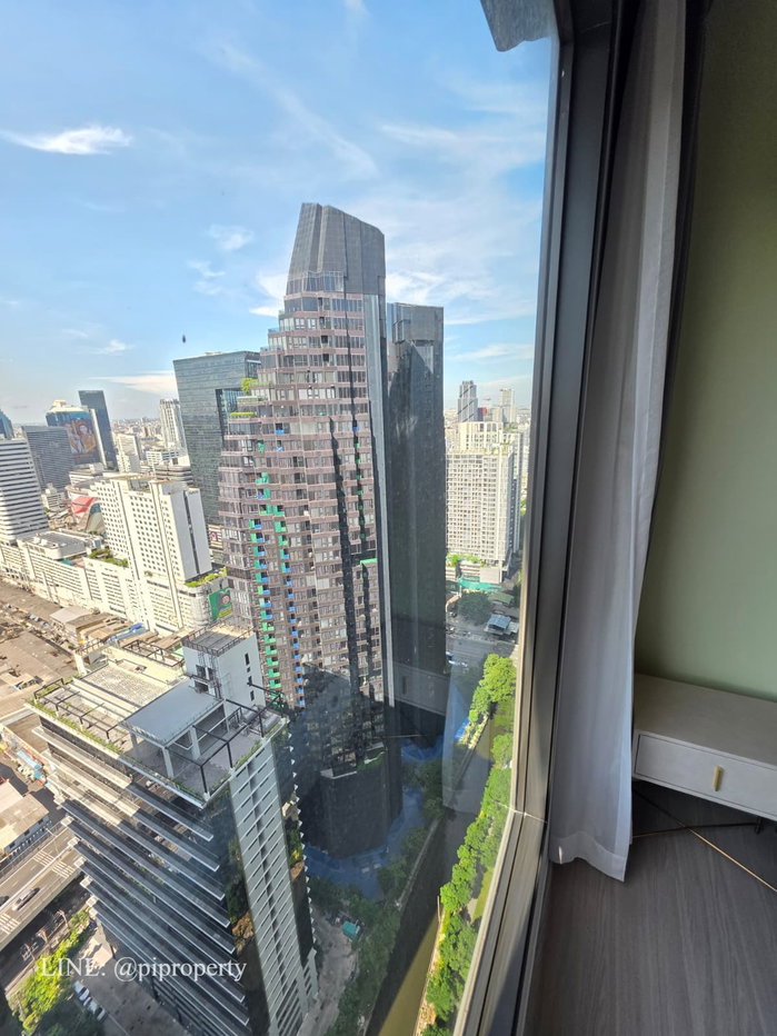รูป ให้เช่าห้องชุด 1 ห้องนอน ชั้นสูง วิวโปร่ง ในคอนโด Life Asoke Rama 9 คอนโดพร้อมสิ่งอำนวยความสะดวกครบครัน ใจกลางเมือง วิถีชีวิตแบบพระราม 9 อโศก - รูปที่ 4/45