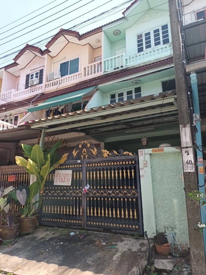 รูป ขายบ้านทาวน์เฮ้าส์ 3 ชั้น หมู่บ้านสินทวี แกรนด์ วิลเลจ (ขายตามสภาพ) **เจ้าของขายเอง** - รูปที่ 6/6